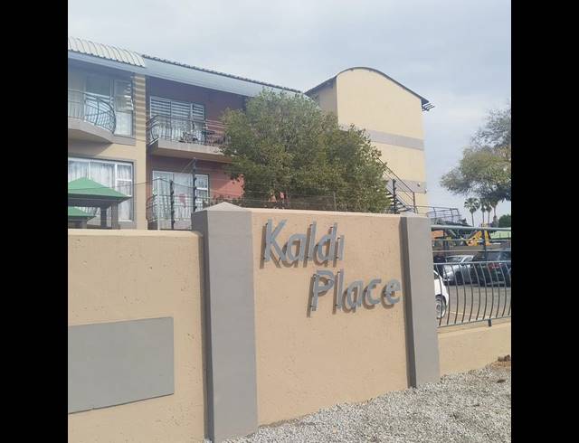 2 BEDROOM APARTMENT FOR SALE IN RUSTENBURG CENTRAL